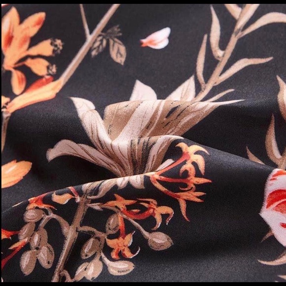 Special 🌺🌺 New Queen set flowers pattern , Set of2 Pillowcases &1Duvet cover - Picture 4 of 8